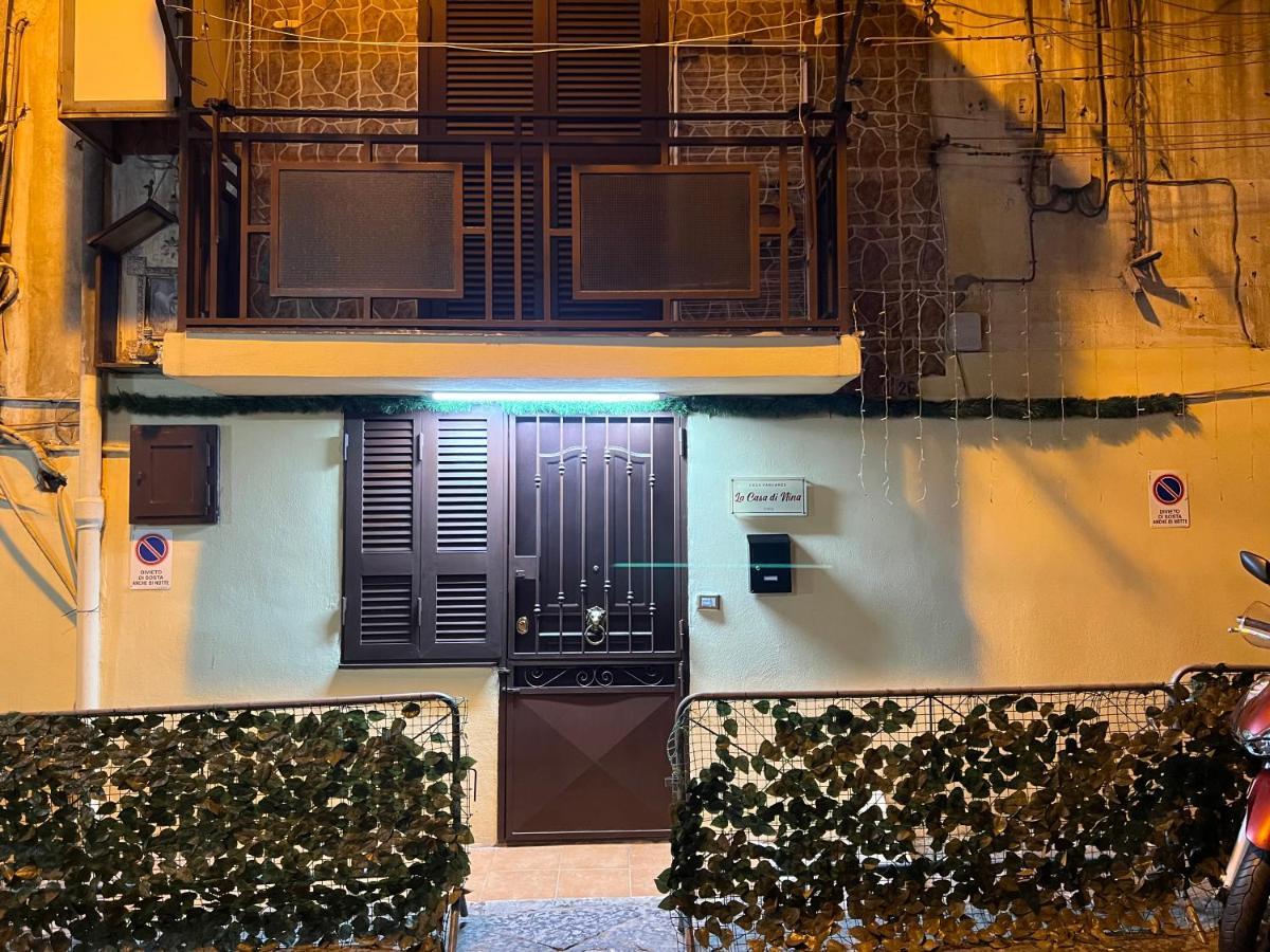 Villa La Casa Di Nina Neapel Exterior foto
